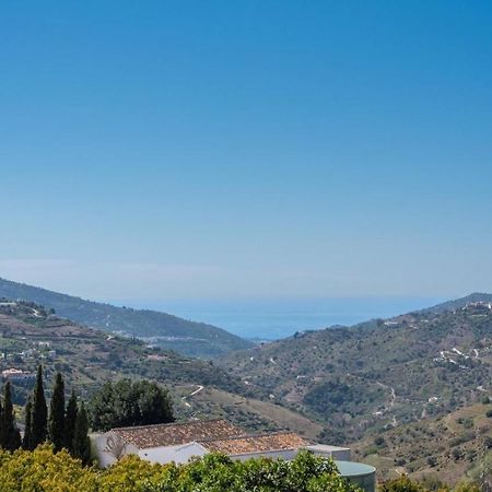 Cortijo Entre Pueblos Competa By Ruralidays Villa Bagian luar foto